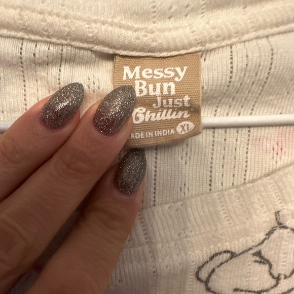 Messy Bun Bunny Print Crop Top - White and Pink Size XL - Picture 3 of 7